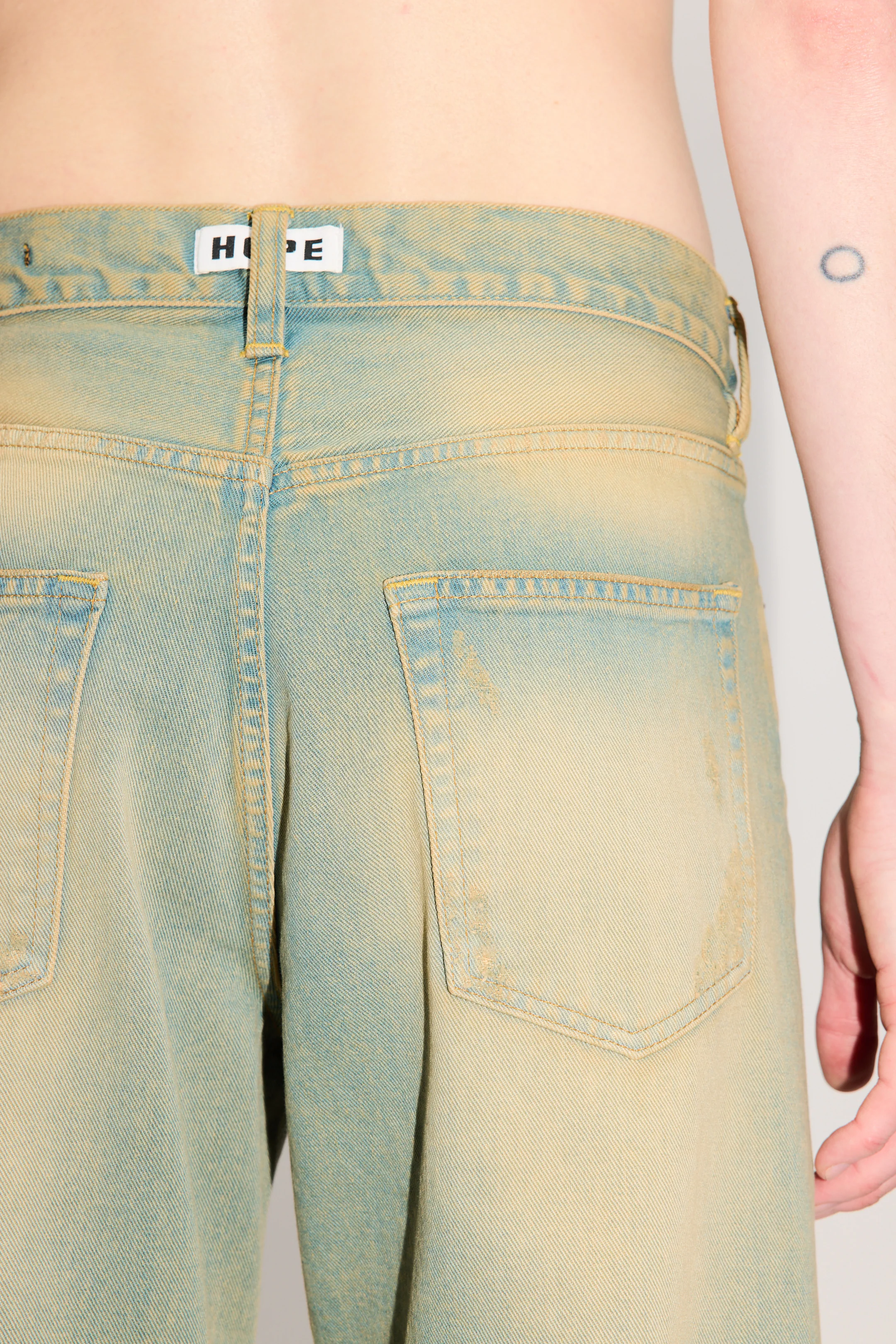 Loose-Fit Jeans - Image 4