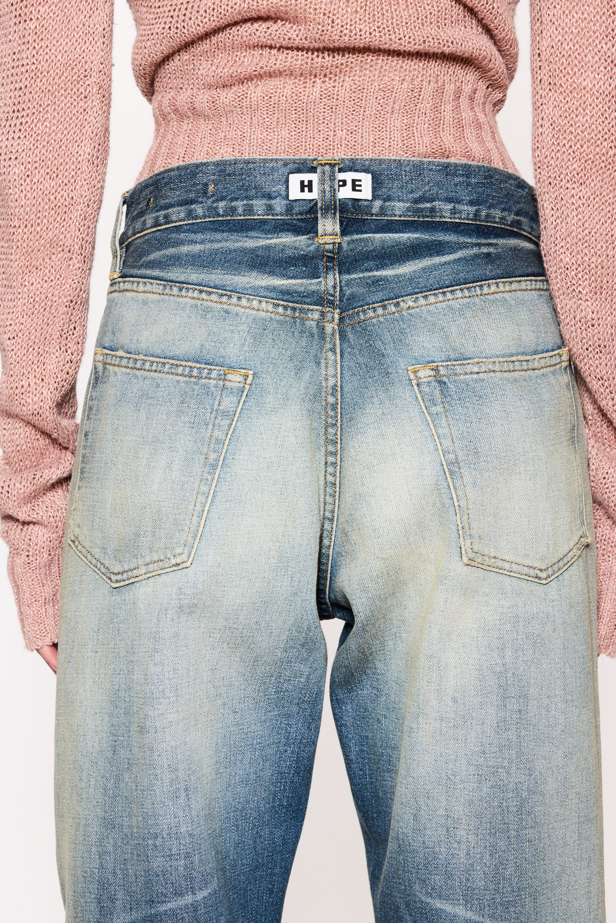 Loose-Fit Jeans - Image 7