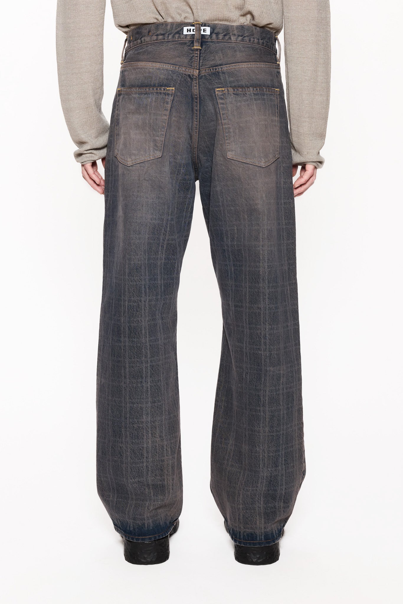 Loose-Fit Jeans - Image 3