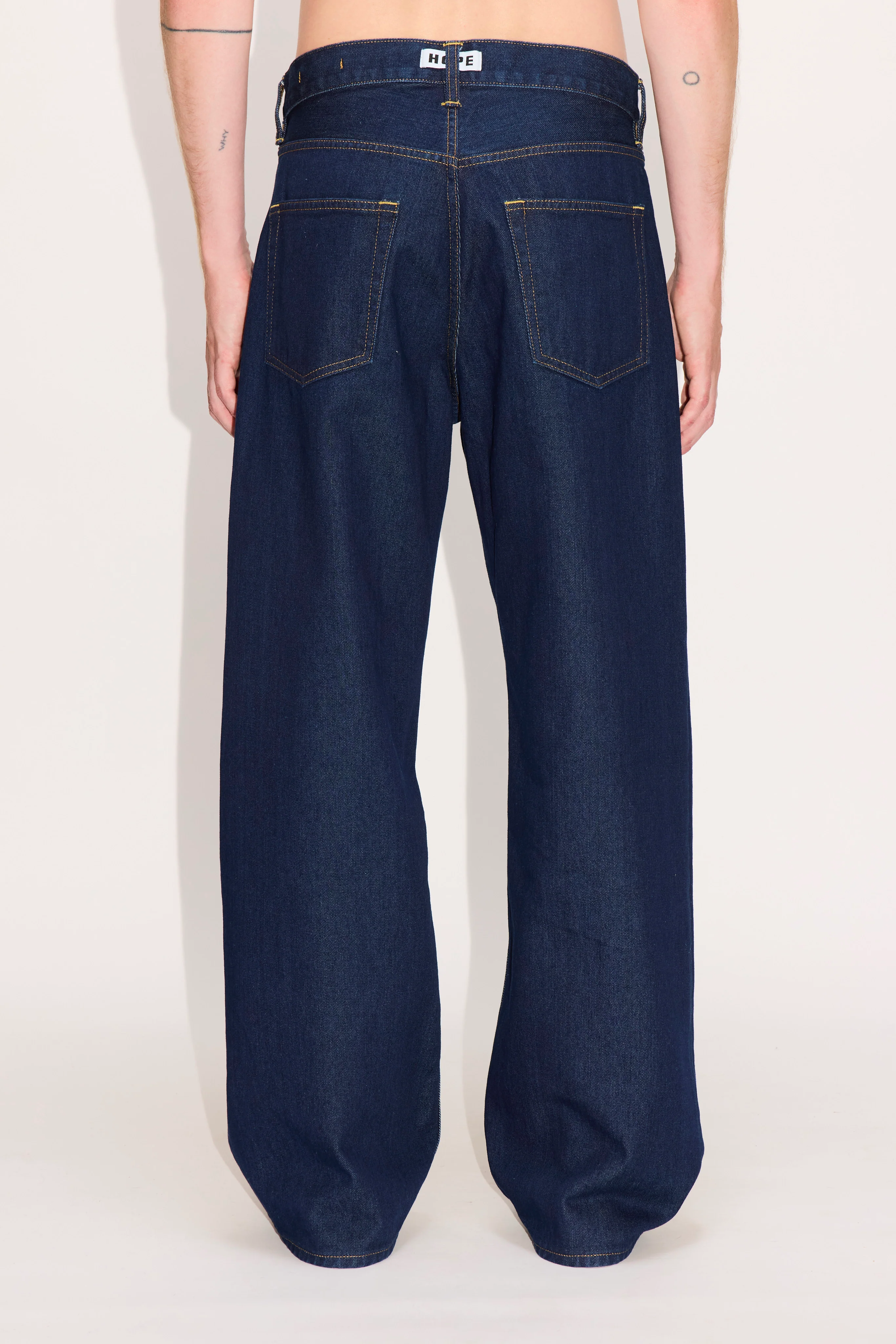 Loose-Fit Jeans - Image 3