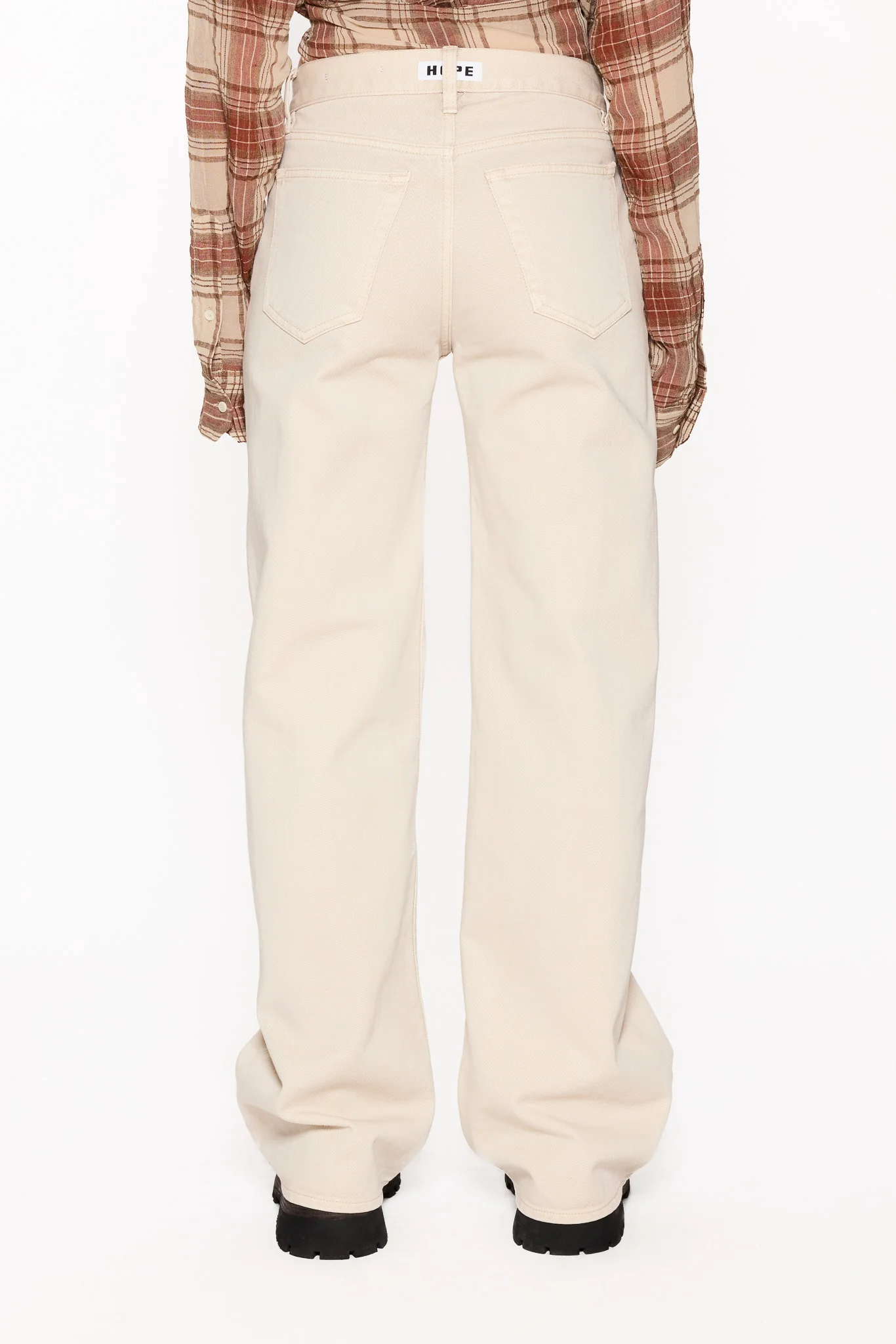 Low-Waist Wide-Leg Jeans - Image 3