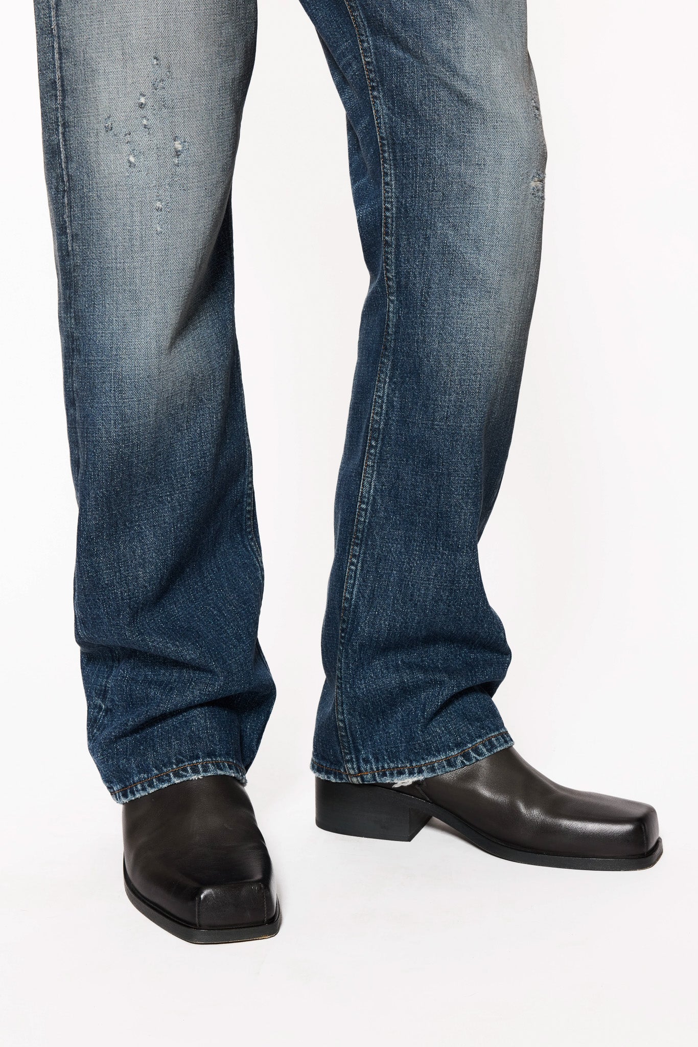 Relaxed Bootcut Jeans - Image 4