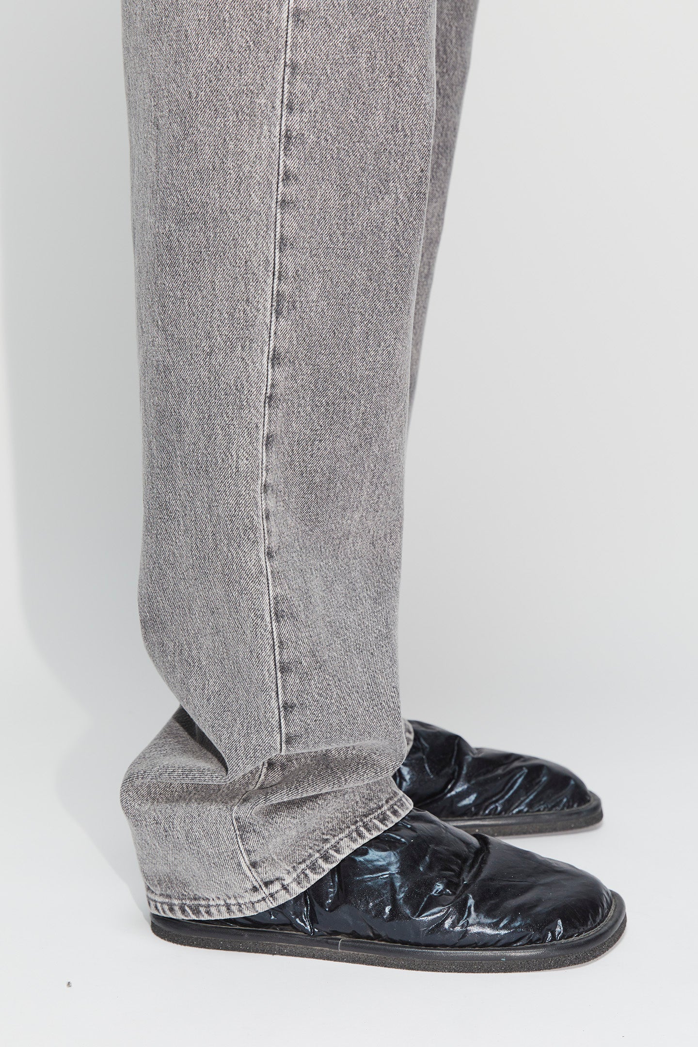 Relaxed Bootcut Jeans - Image 4