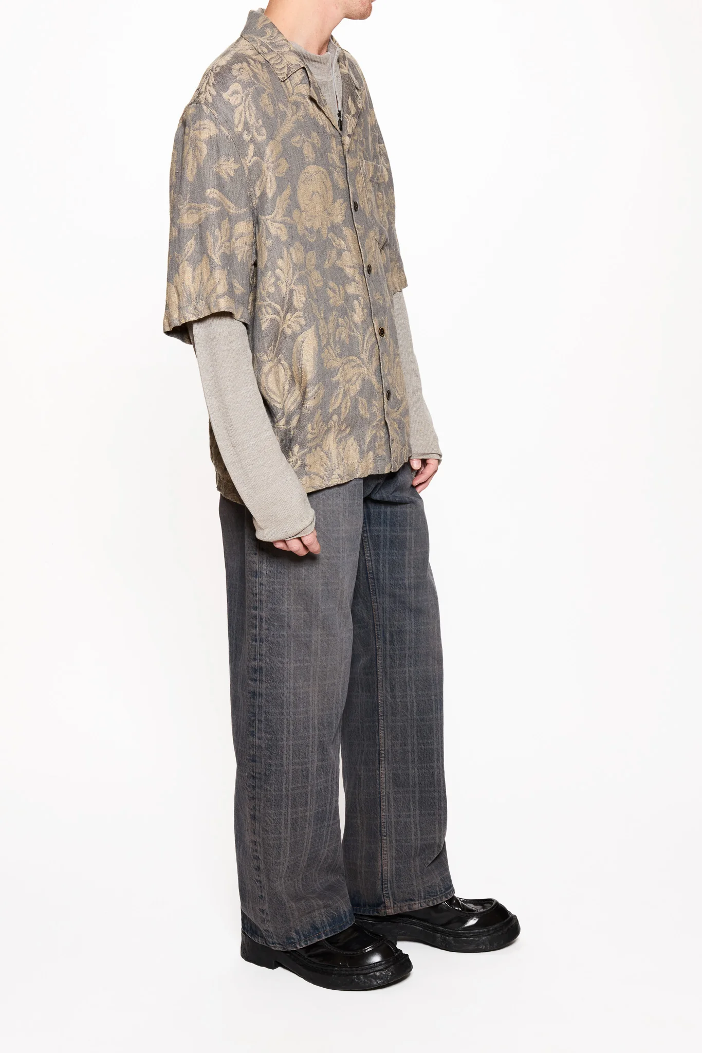 Short-Sleeve Shirt - Image 5